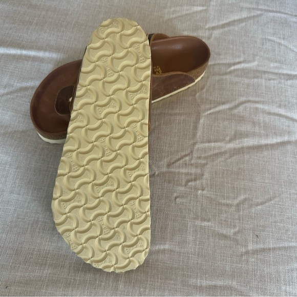 New without box ladies leather Birkenstock's size 39 - Picture 4 of 4